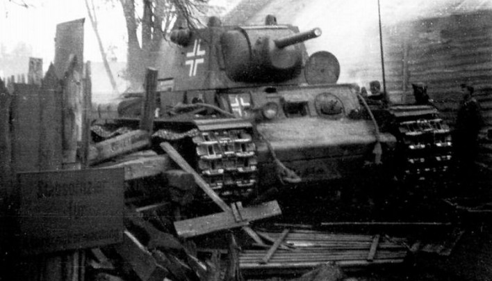 KV-1 Heavy Tank Pictures & Profiles